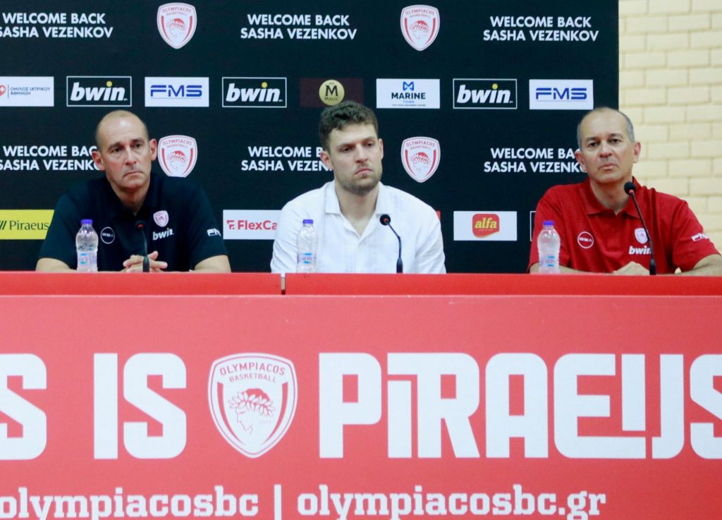 Βεζένκοφ: Αγγελόπουλοι για Σάσα, Σλούκα, ΣΕΦ, μεταγραφές