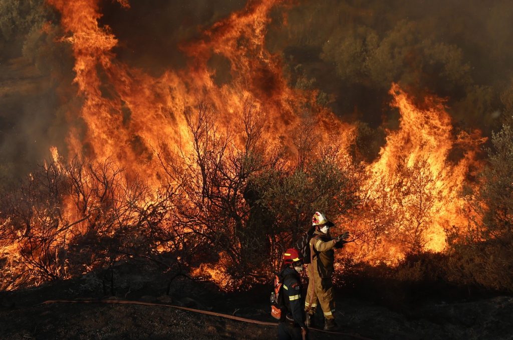 Δομοκός: Συνελήφθησαν τρεις άνδρες για την πυρκαγιά στην Κορομηλιά