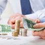 Πώς θα γλιτώσετε έως και 5.000€ σε καταναλωτικά δάνεια και κάρτες