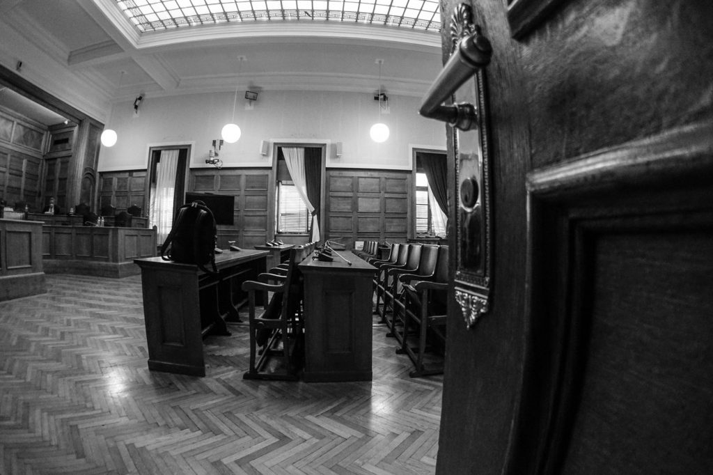 Politico για Predator: Η Ελλάδα αφήνει ανεξέλεγκτες τις υπηρεσίες κατασκοπείας