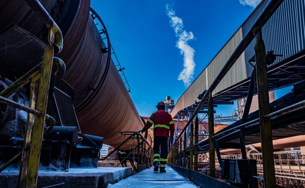 Δασμοί Τραμπ: Ποια τα σχέδια της ελληνικής βαριάς βιομηχανίας