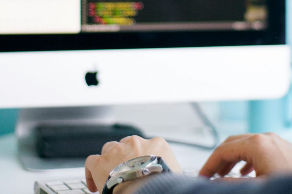 Τράπεζες: Οι νέες κομπίνες των ληστών του διαδικτύου, τα χαμένα εκατομμύρια