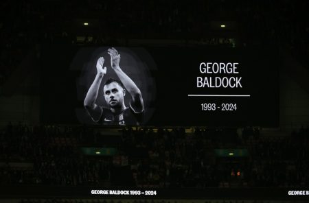 Ενός λεπτού σιγή στο Γουέμπλεϊ στη μνήμη του Μπάλντοκ