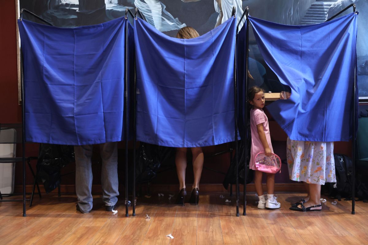 Δημοσκόπηση ALCO: Καθόλου ικανοποιημένο από τον Μητσοτάκη το 51% – Τι λένε για Τσίπρα