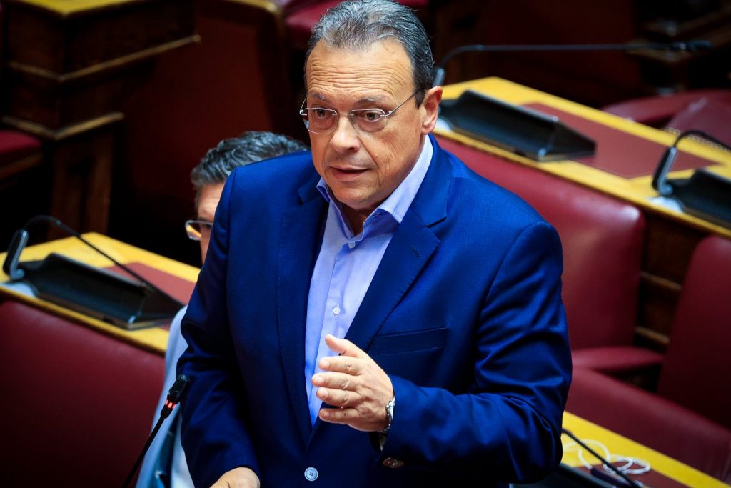 Φάμελλος: Ο ΣΥΡΙΖΑ μπορεί να έχει σοβαρή και ενιαία φωνή