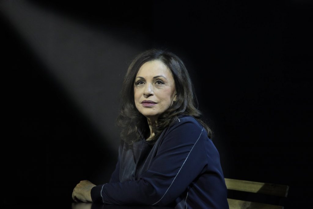 Η Χάρις Αλεξίου κυκλοφορεί νέο τραγούδι