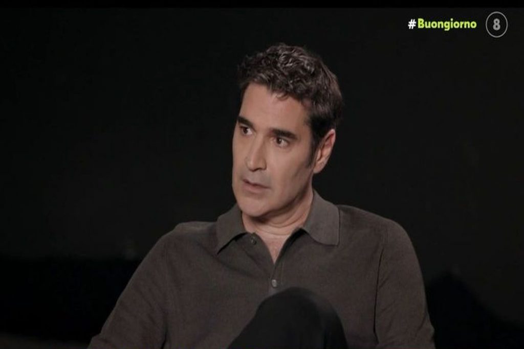 Συγκινεί ο Παπακαλιάτης για τον πατέρα του – «Εχει πολύ δρόμο μπροστά του»