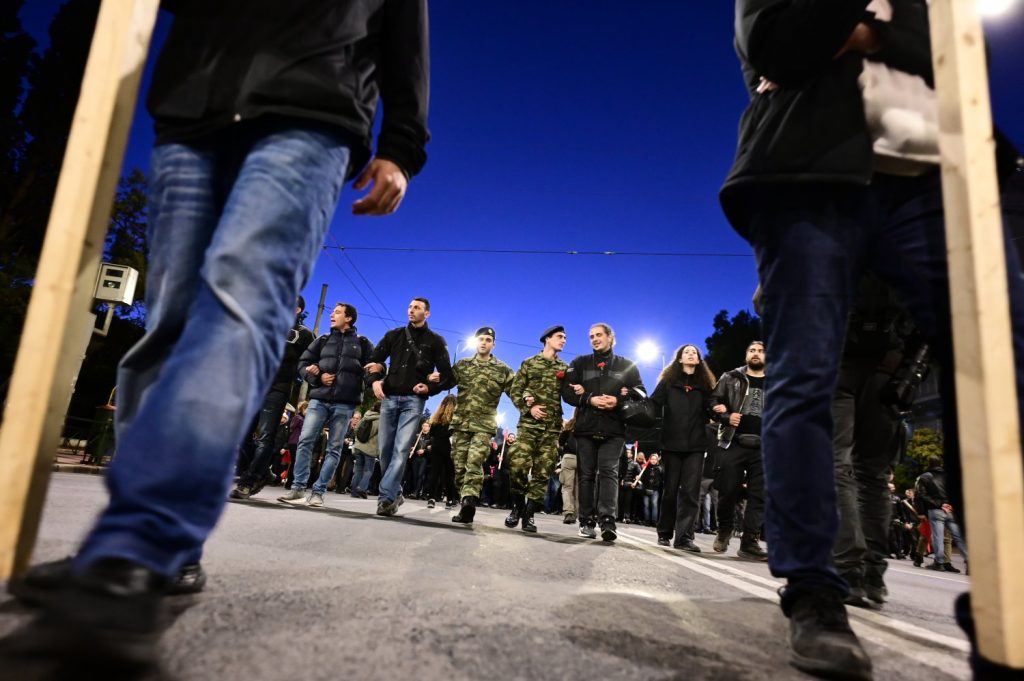 Πολυτεχνείο: Ολοκληρώθηκε η πορεία – Κανονικά η κυκλοφορία – 150 προσαγωγές, 7 συλλήψεις