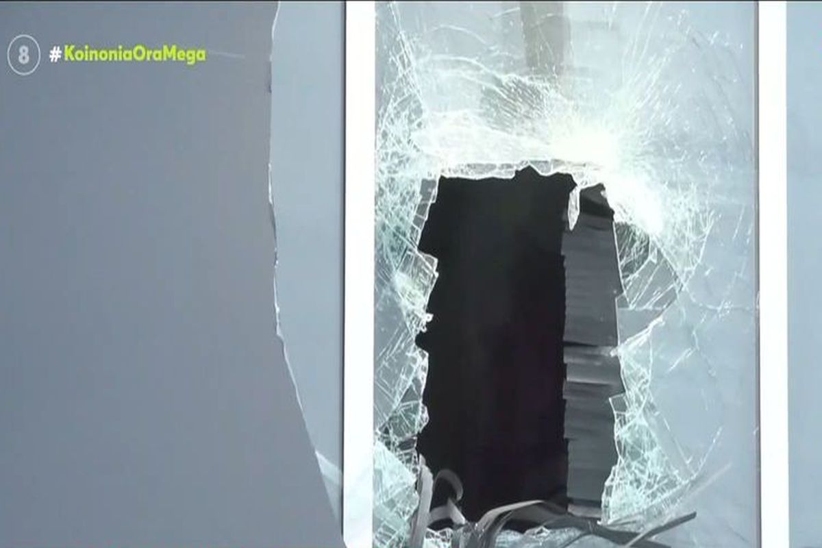 Κινηματογραφική ληστεία: Μπήκαν με Ι.Χ. σε μαγαζί και άρπαξαν το χρηματοκιβώτιο