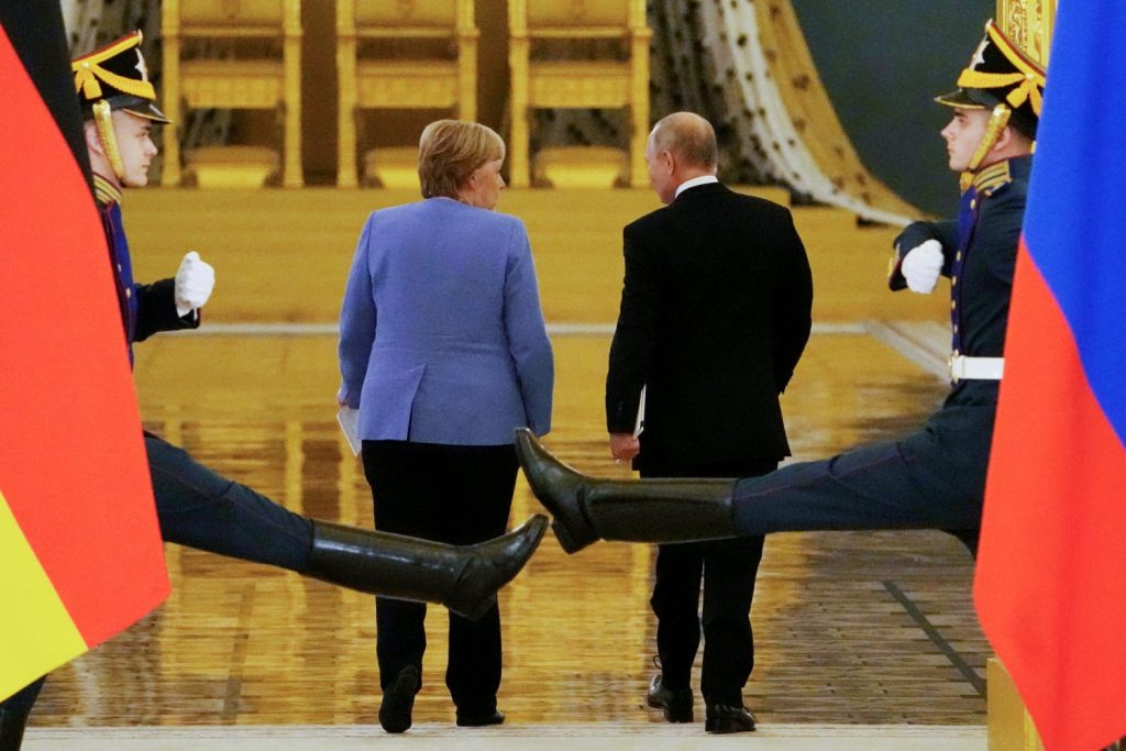 Μέρκελ: Αν η Ουκρανία είχε μπει στο ΝΑΤΟ, θα είχε ξεκινήσει νωρίτερα ο πόλεμος