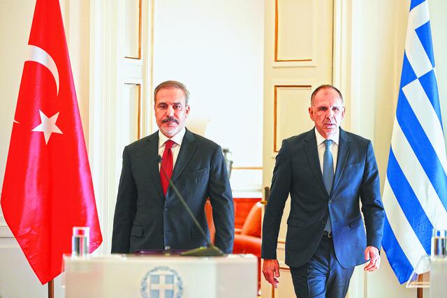 Κλίμα αντιπαράθεσης με φόντο το καλώδιο