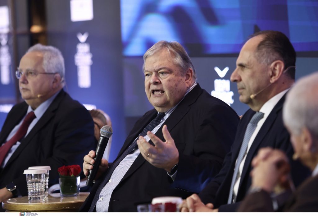 Ευ. Βενιζέλος στο συνέδριο του Βήματος: Τα 50 χρόνια της Μεταπολίτευσης είναι ένα success story για την χώρα