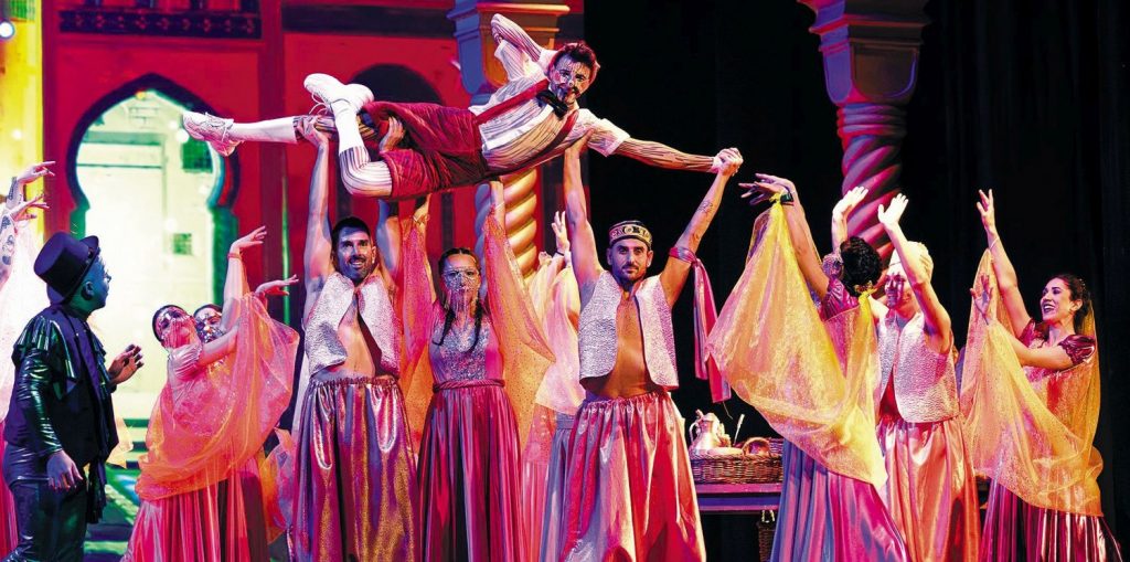 Από τη Ματίλντα ως τον Καραγκιόζη