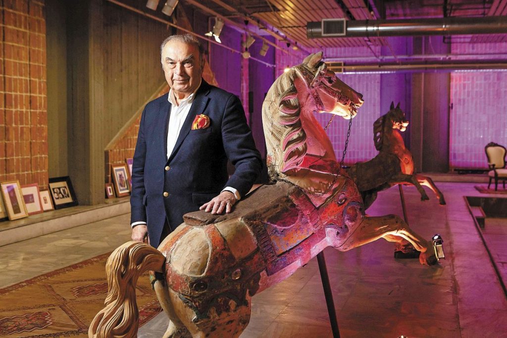 Ευχετήριες κάρτες από μισό αιώνα Χριστουγέννων