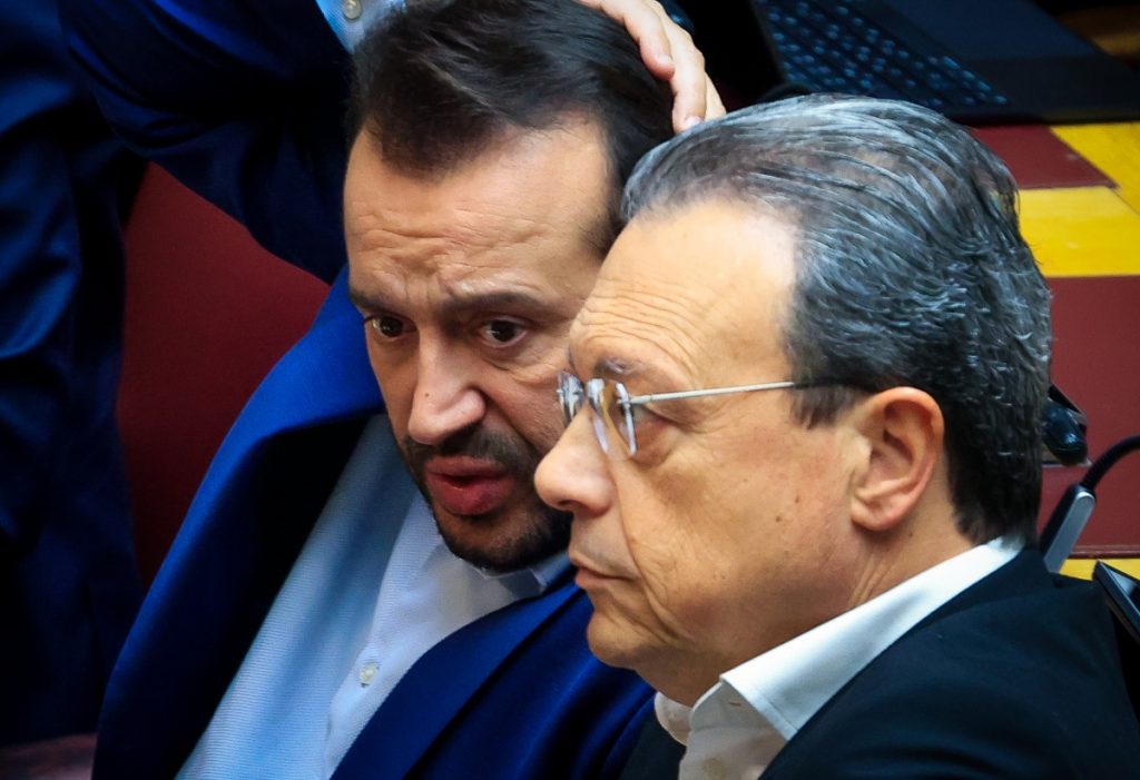 Τέμπη: Ο ΣΥΡΙΖΑ πιέζει για την άμεση εμφάνιση Μητσοτάκη στη Βουλή