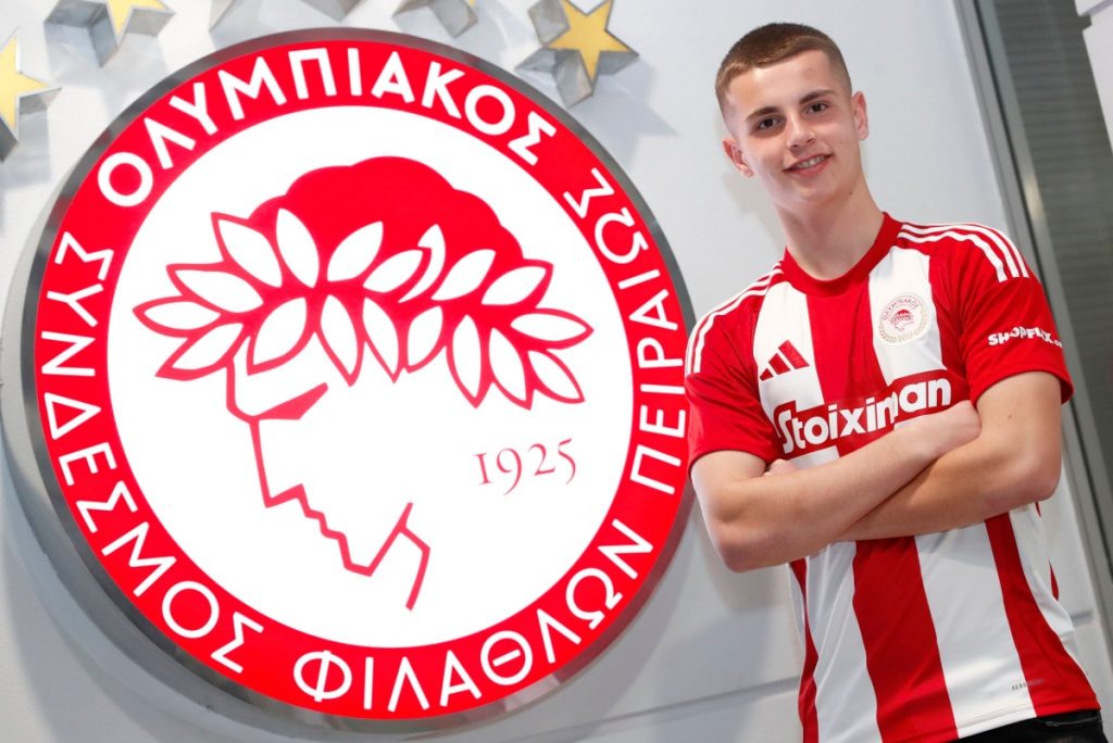 Μουζακίτης: Νέο συμβόλαιο για το wonderkid του Ολυμπιακού