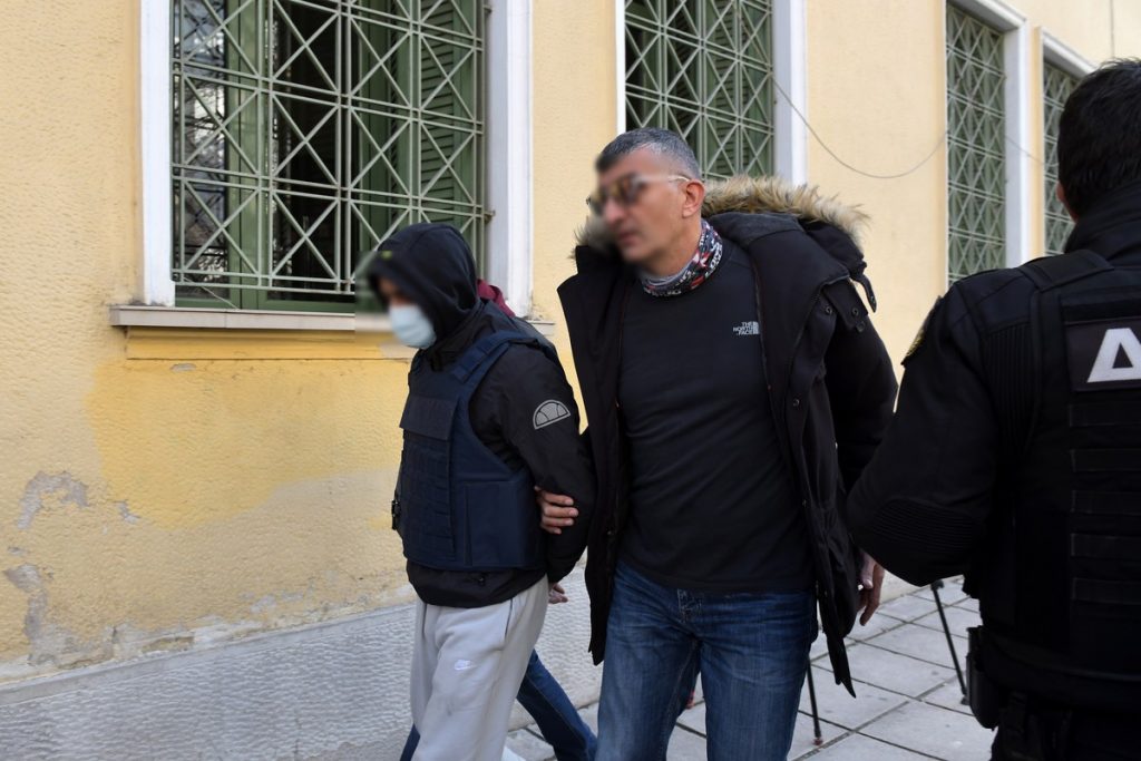 Σέρρες: Ανοικτό το ενδεχόμενο ο δολοφόνος να μην έχει μπει ακόμα στο κάδρο της ΕΛΑΣ