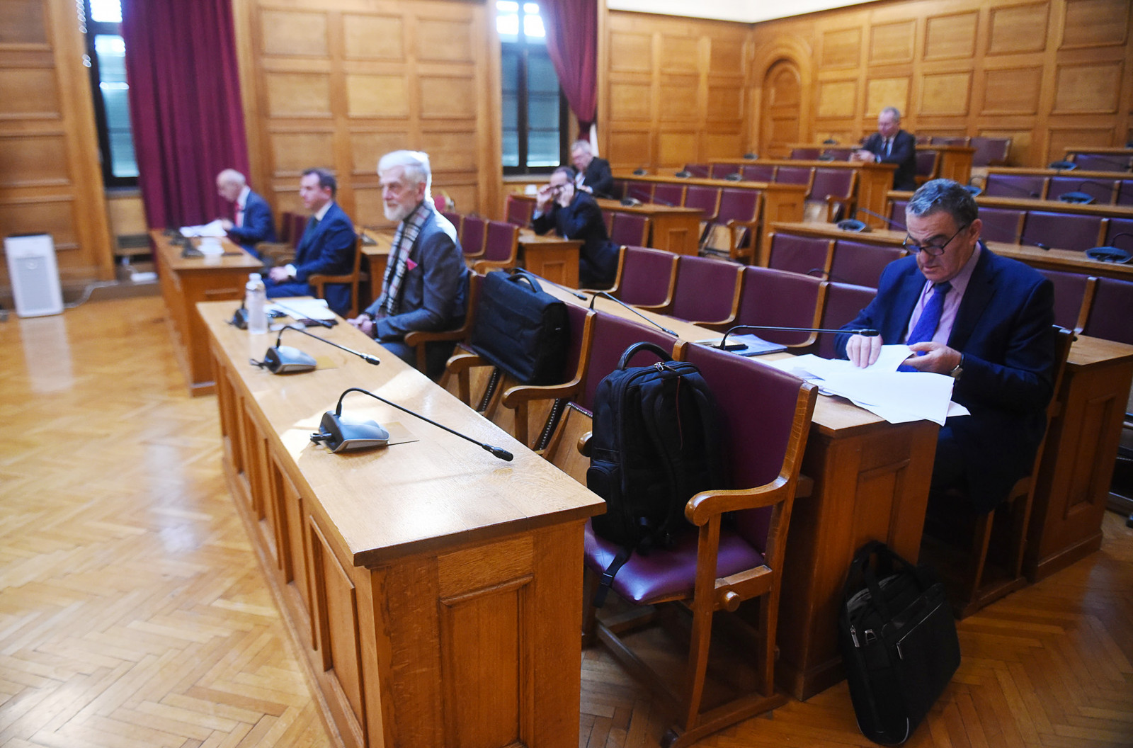 Σπαρτιάτες στη Βουλή: Αναστολή χρηματοδότησης εισηγείται η Επιτροπή Δεοντολογίας Σπαρτιάτες στη Βουλή: Αναστολή χρηματοδότησης εισηγείται η Επιτροπή Δεοντολογίας