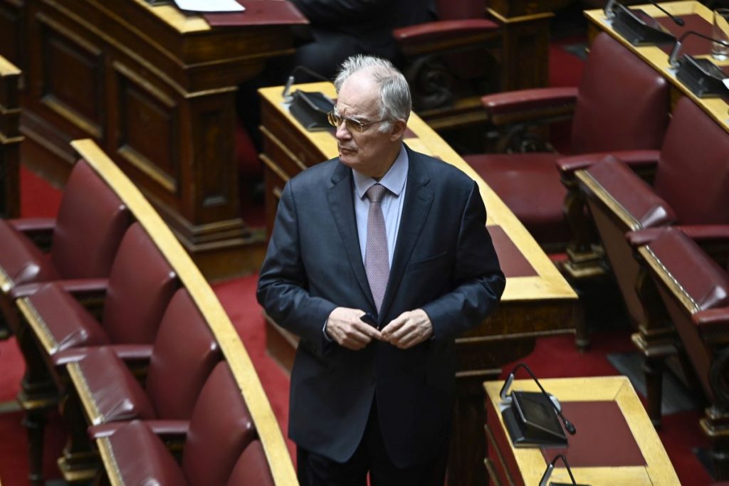 Σε τι ενοχλεί η υποψηφιότητα του κ. Τασούλα για την Προεδρία της Δημοκρατίας