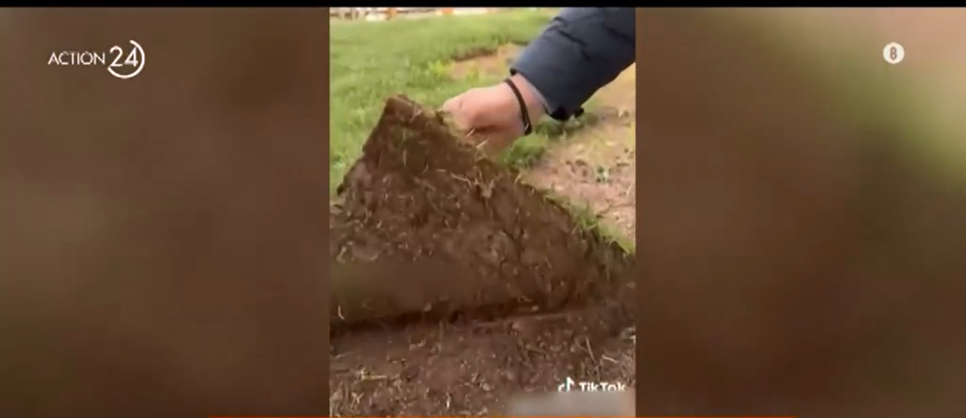 Έγινε κι αυτό: Έκλεψαν γκαζόν από παιδική χαρά – Το βίντεο του δημάρχου