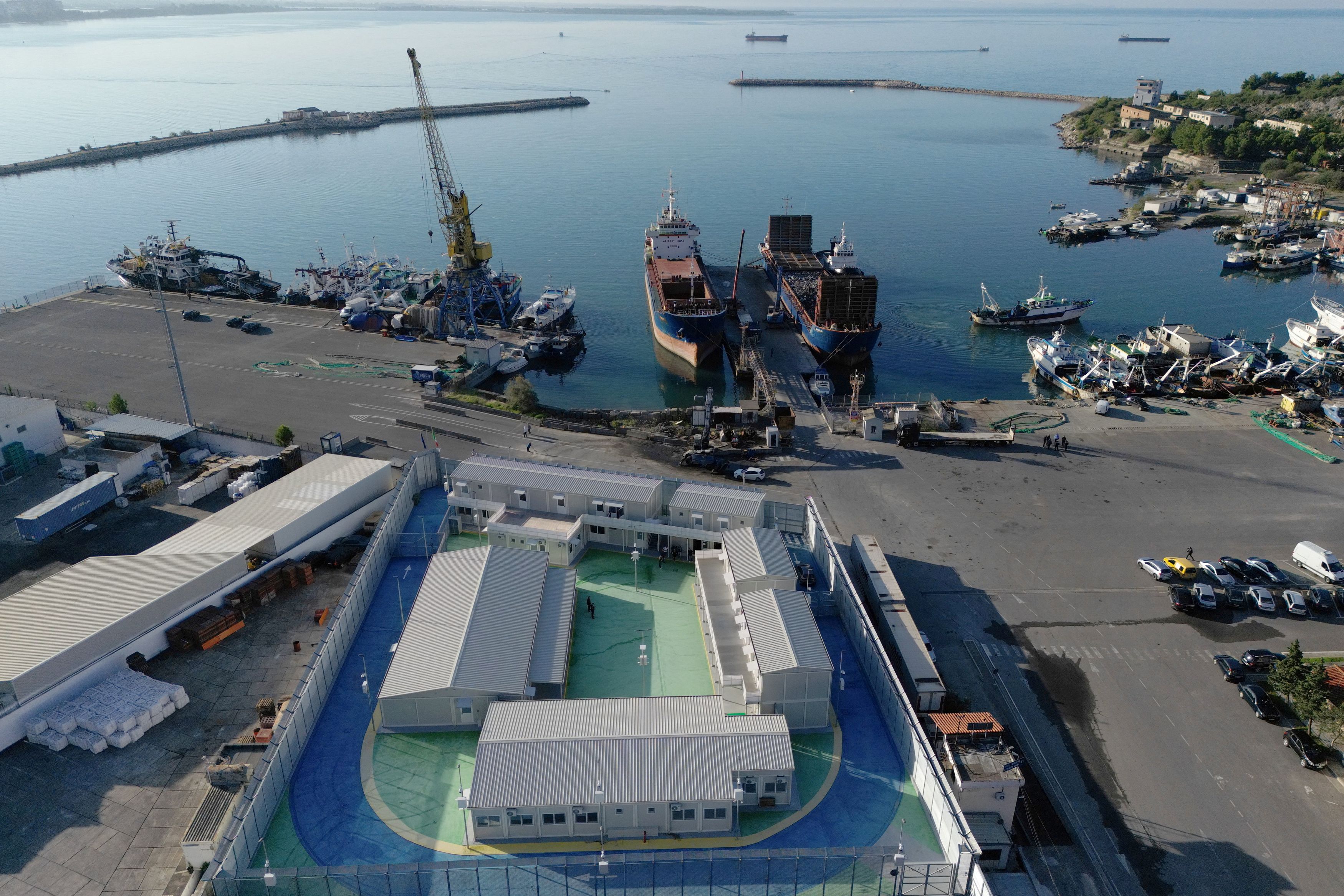 Η Ιταλία στέλνει ξανά μετανάστες στις κλειστές δομές της Αλβανίας