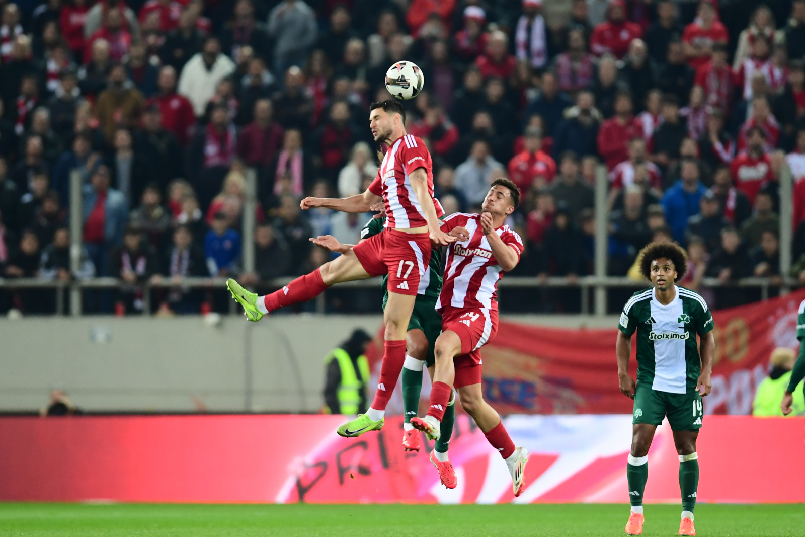 Ολυμπιακός – Παναθηναϊκός 1-1: Ισοπαλία και η «μάχη» για τον τίτλο συνεχίζεται