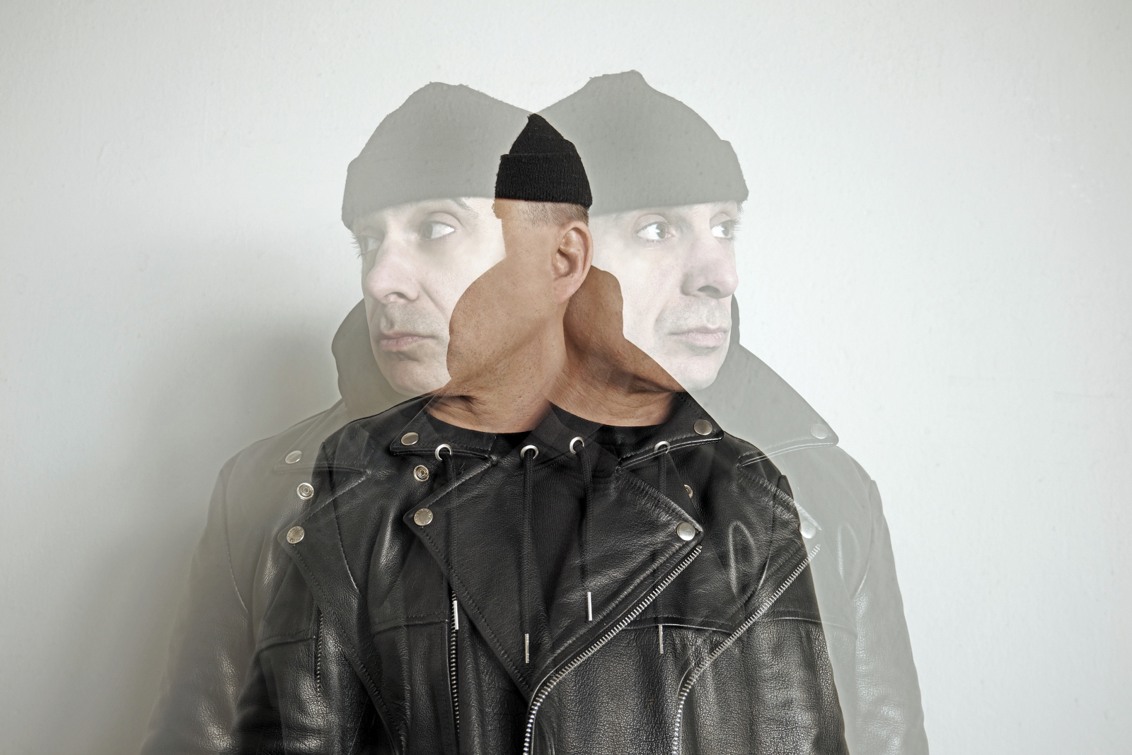 Μάκης Παπασημακόπουλος στο ΒΗΜΑ: «Έχουμε μεγάλο θέμα στην Ελλάδα με την αντίληψη της κωμωδίας»