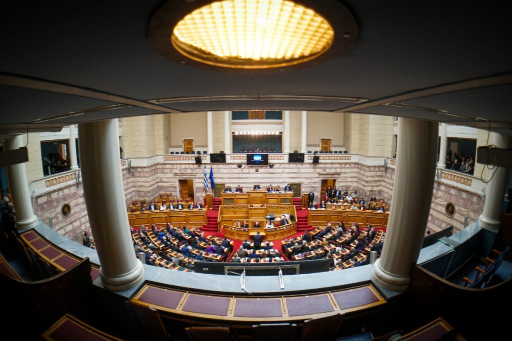 Τέμπη: Η διερεύνηση ποινικών ευθυνών του Υφυπουργού και η πρόταση μομφής κατά της κυβέρνησης