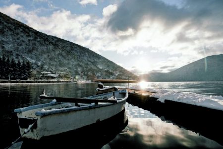 Το μοναδικό τοπίο των Πρεσπών υμνεί ο Guardian