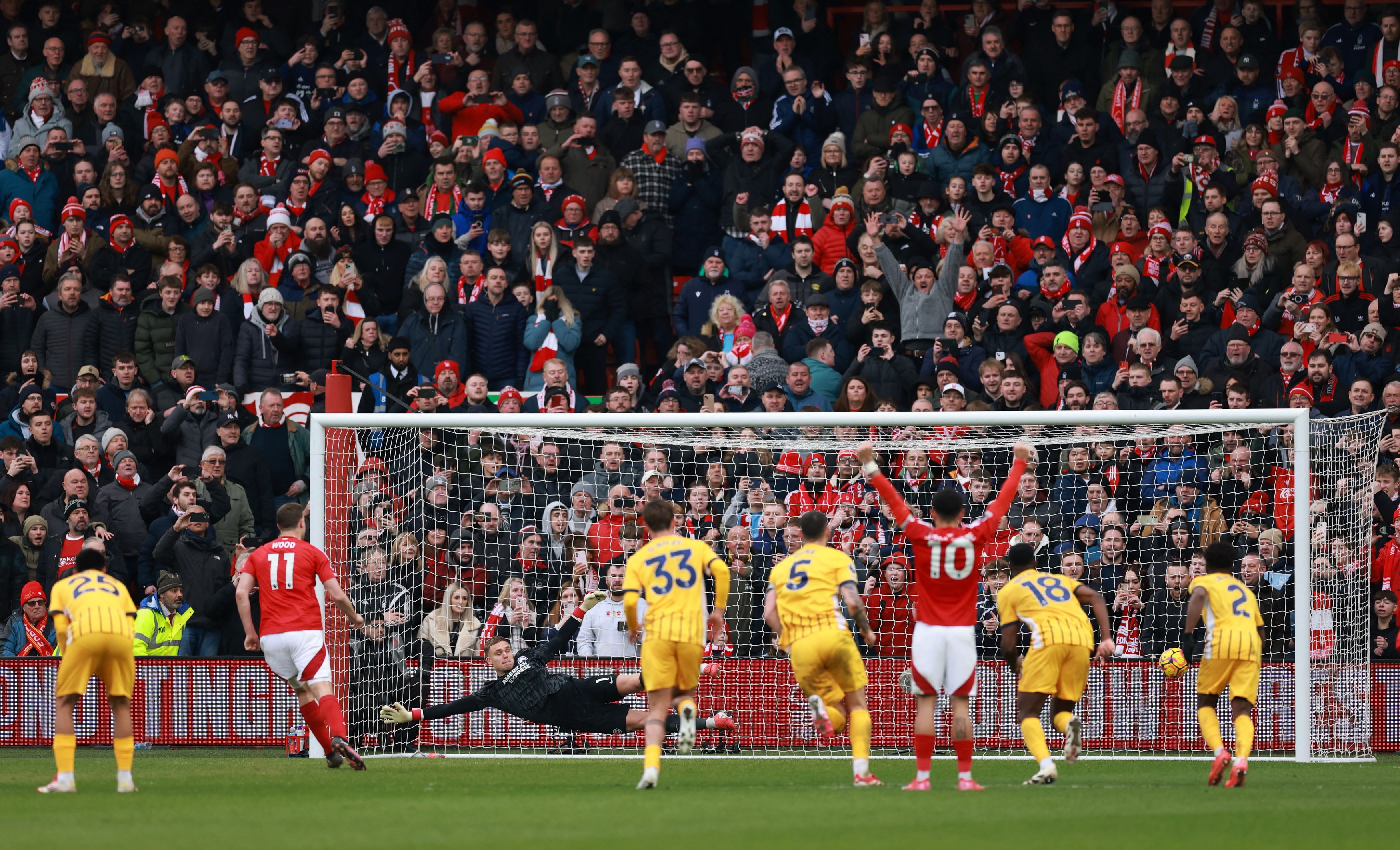 Νότιγχαμ Φόρεστ: Ιστορική 7άρα στην Μπράιτον – «Σφαίρα» για τη League Phase του Champions League