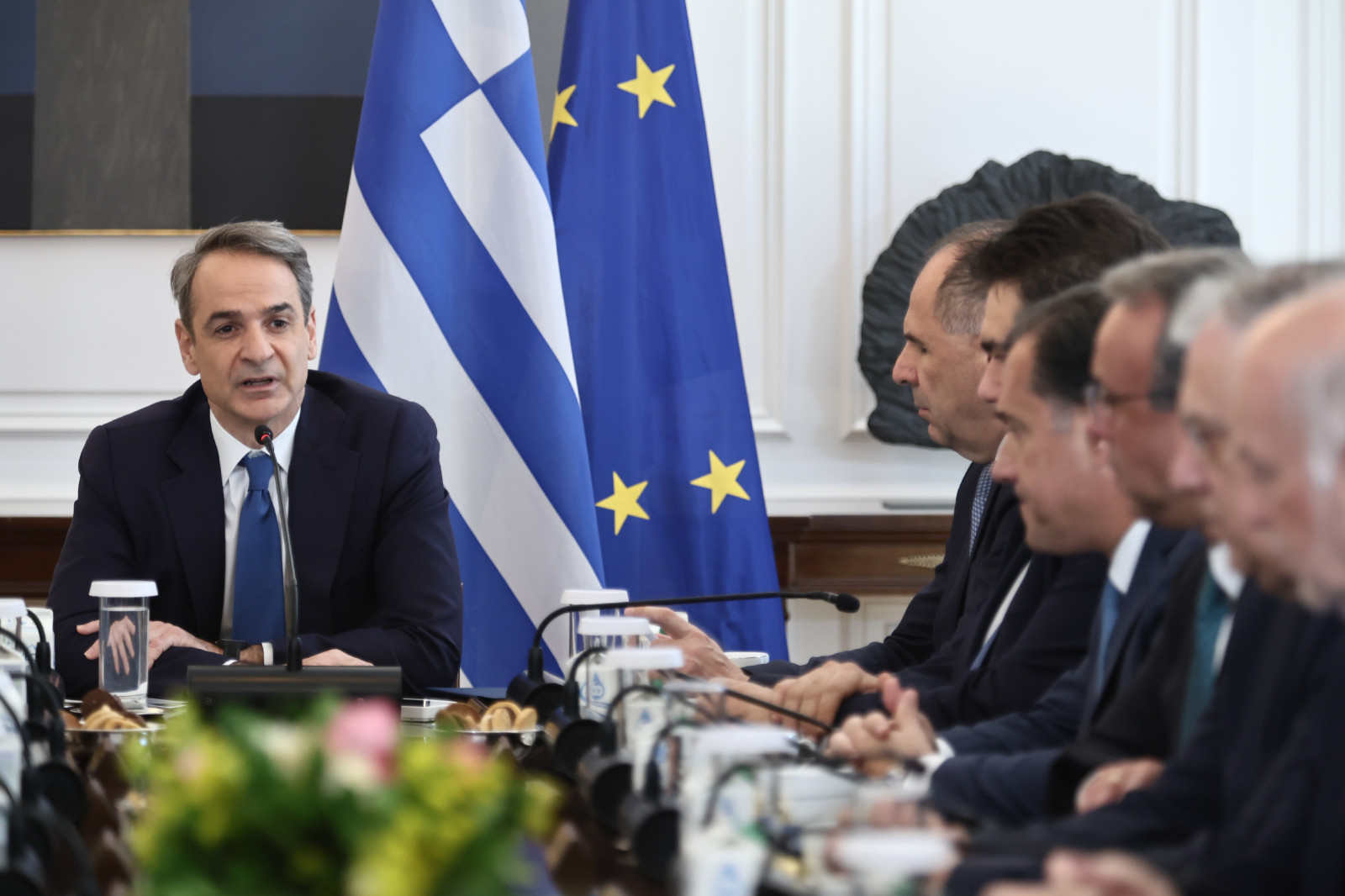 Τέμπη: Τα κυβερνητικά λάθη και η επιλογή του σκληρού ροκ