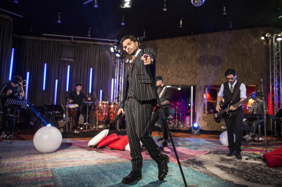 Χρήστος Μάστορας: Η στιγμή που το τζιπ του σταματά στο μπλόκο της Τροχαίας – Βίντεο