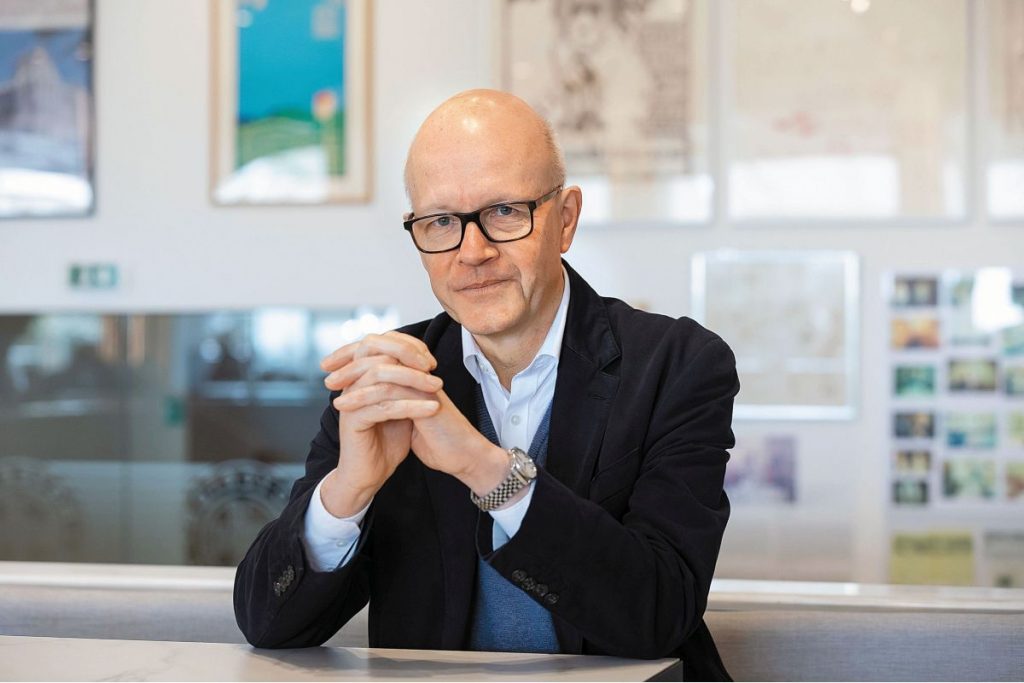 Ντέιβιντ Ρικς: Η Ιστορία είναι η φλέβα από την οποία αντλώ