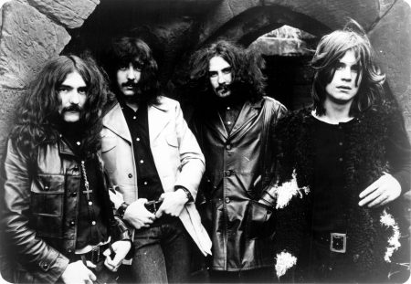 Συναυλία Black Sabbath: Όσα γνωρίζουμε μέχρι τώρα για την επανένωσή τους και το μεγαλύτερο φεστιβάλ στην ιστορία της μέταλ μουσικής