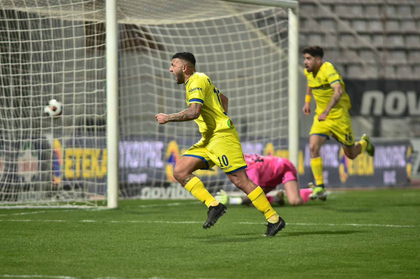 Βολος – Παναιτωλικός 0-1: Απόδραση από το Πανθεσσαλικό στο 92′