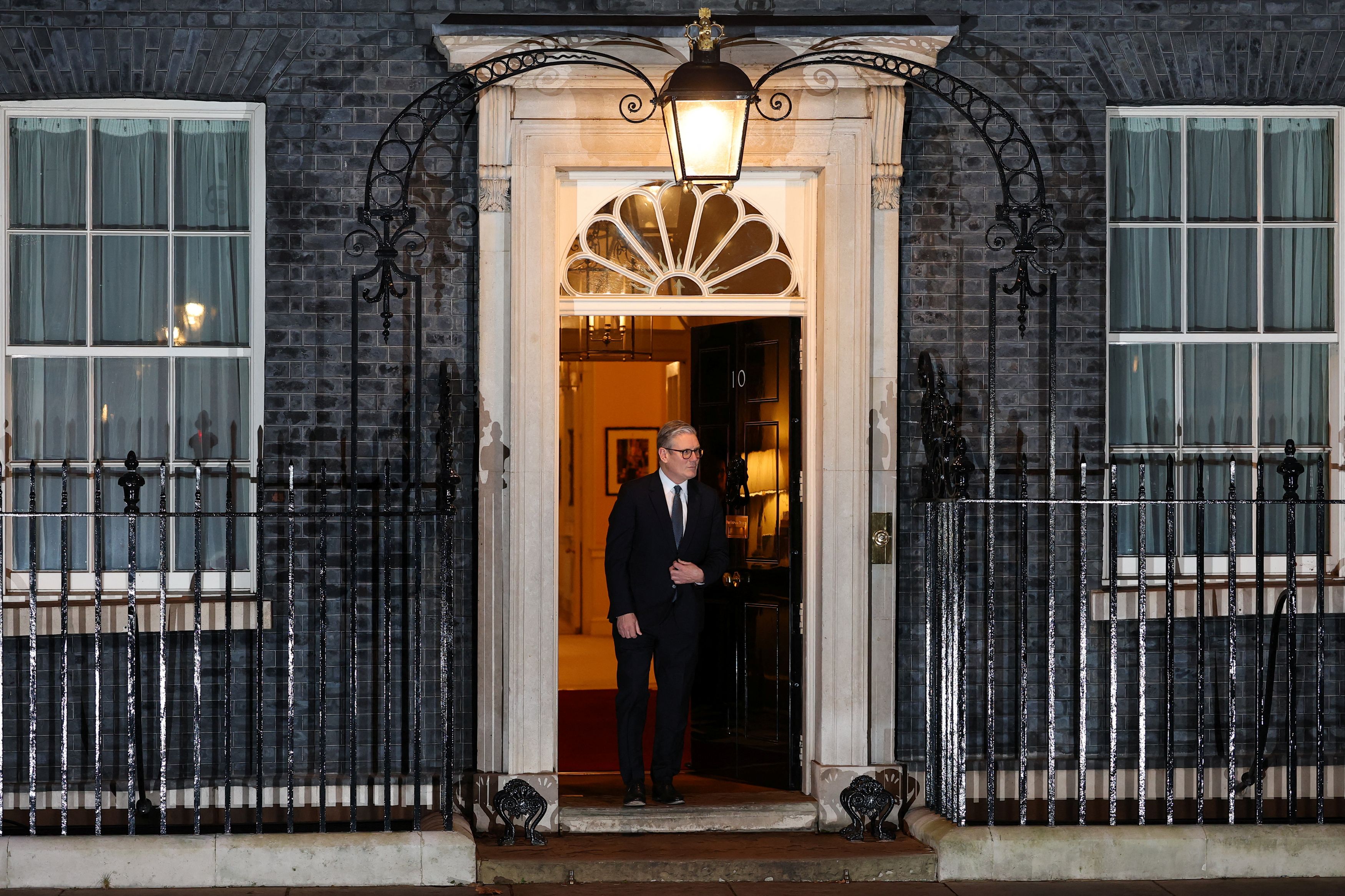 Βρετανία: Ο Στάρμερ απέπεμψε τον υφυπουργό Υγείας λόγω προσβλητικών μηνυμάτων