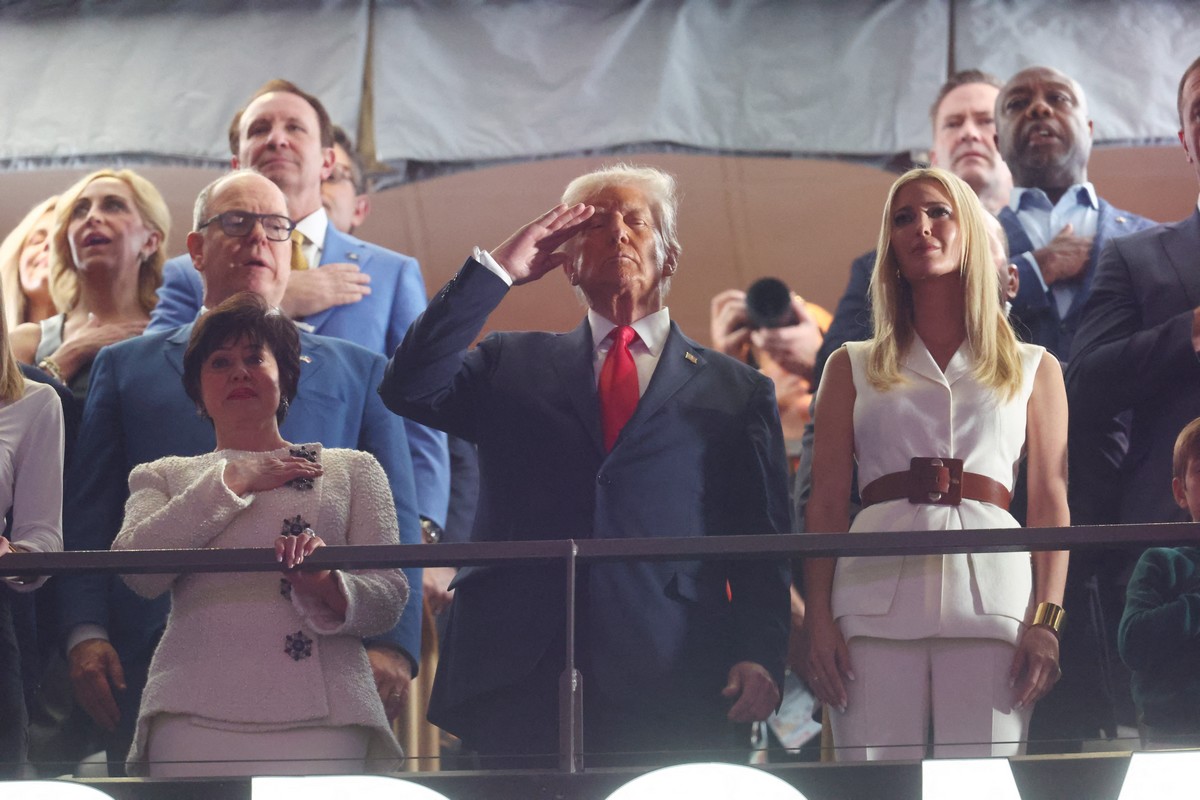 Super Bowl 2025: Ο Τραμπ έγινε ο πρώτος πρόεδρος των ΗΠΑ που πήγε στον τελικό