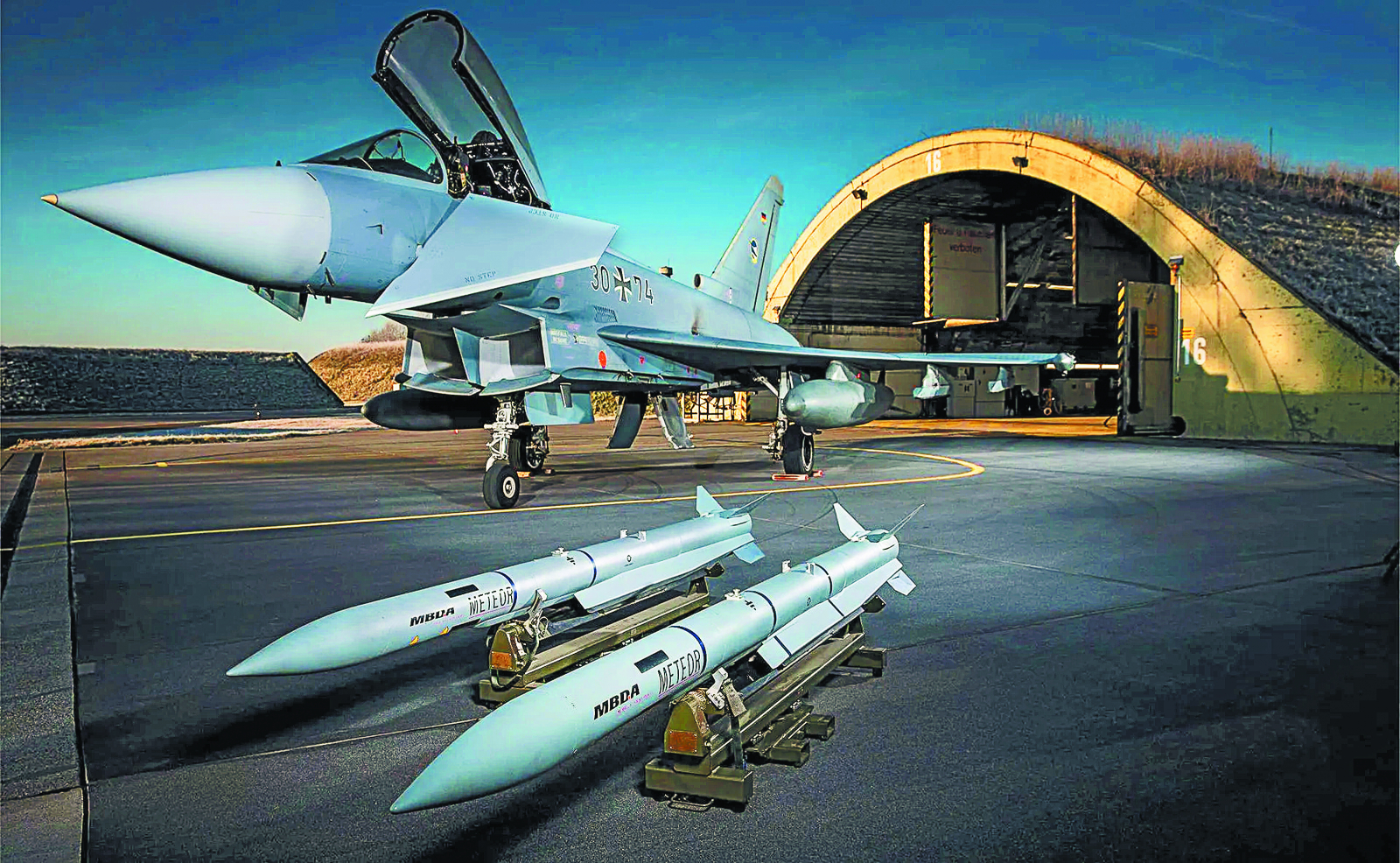 Στη Βρετανία ο Δένδιας: H ανησυχία για τους Meteor στην Τουρκία