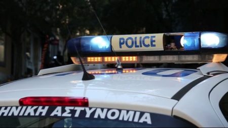 Πυροβολισμοί σε ψητοπωλείο στον Άγιο Δημήτριο - Τραυματίστηκαν πατέρας και γιος