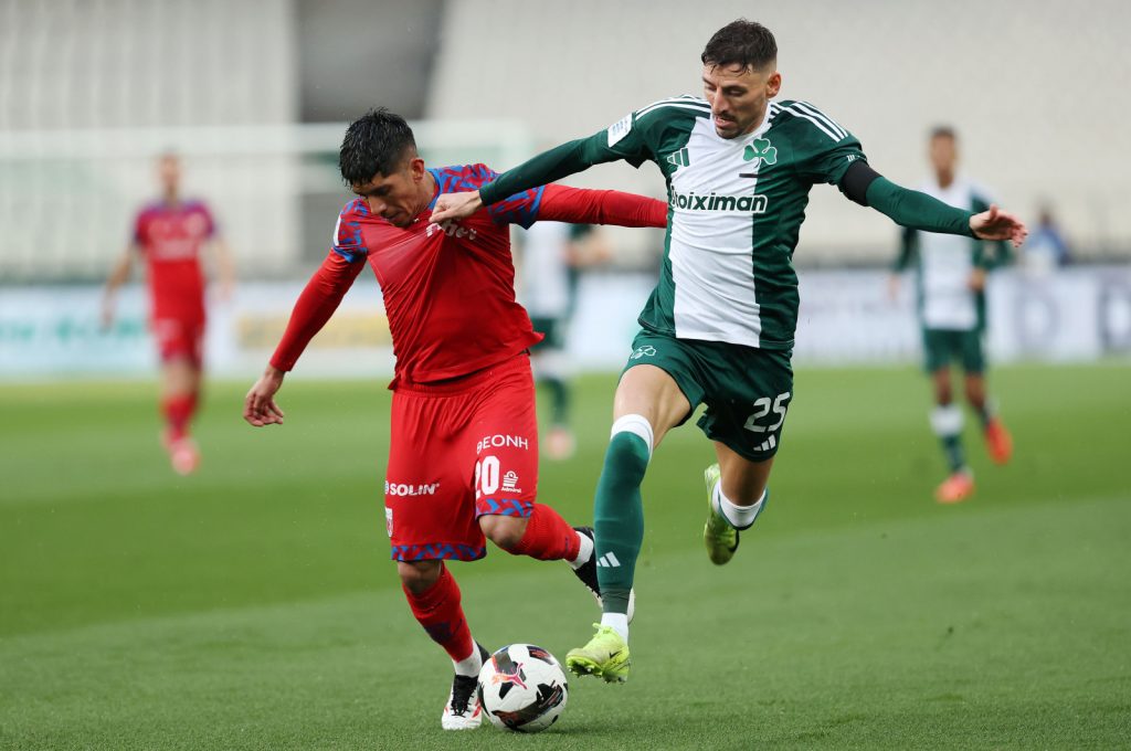 Επεισόδια έξω από το ΟΑΚΑ, πριν τον αγώνα ΠΑΟ με Βόλο – Στο νοσοκομείο τραυματίας από μαχαίρι