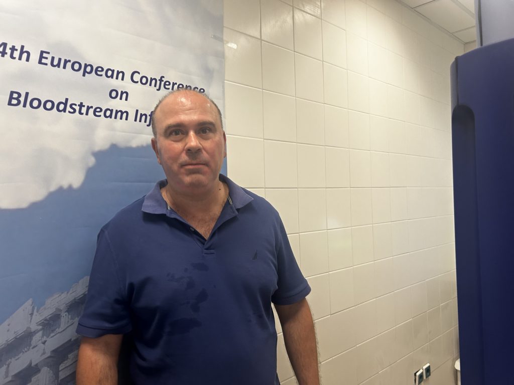 Καθηγητής Ιολογίας στο ΒΗΜΑ: «Δεν μπορούμε να προβλέψουμε πότε, πώς και από πού θα έρθει μια νέα ξαφνική επιδημία ή πανδημία»