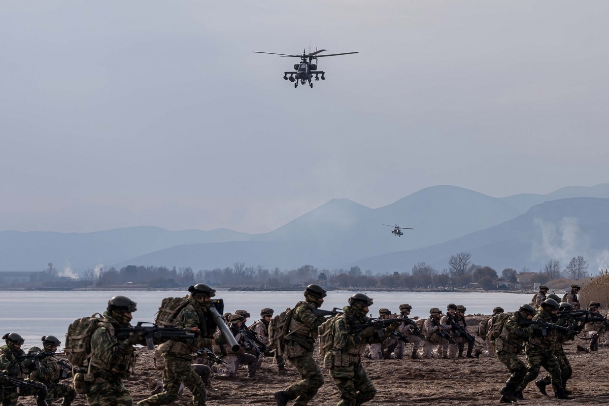 Οι Έλληνες πεζοναύτες, το μαχητικό καθέτου απο-προσγειώσεως και η αποχώρηση των Τούρκων