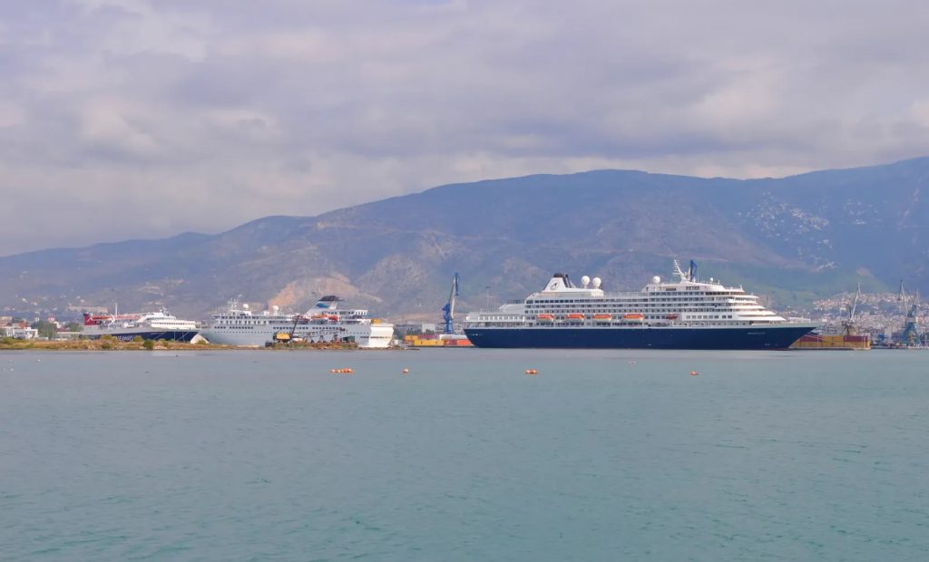 Λιμάνι Βόλου: Η ακύρωση του διαγωνισμού, ο αιφνιδιασμός του ΟΛΘ και η σύμπτωση