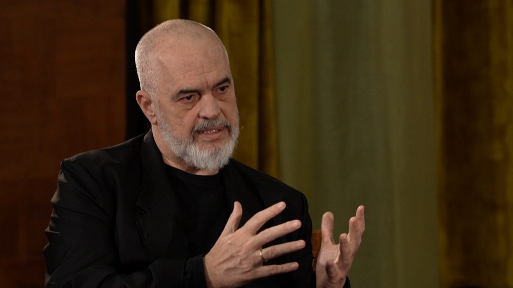 Μεγάλη Εικόνα: Ο Έντι Ράμα μιλάει στη Νίκη Λυμπεράκη