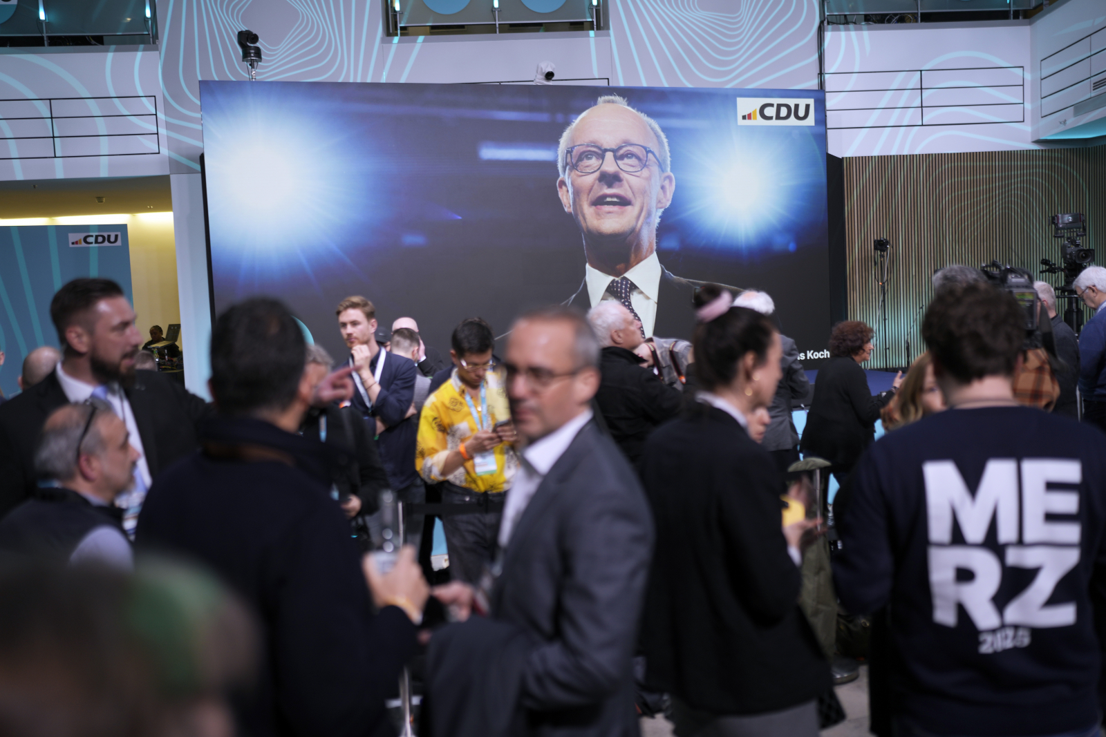 Γερμανία – Exit Polls: Πρώτο με 28,5% το CDU, στο 20% η ακροδεξιά – Όλες οι εξελίξεις