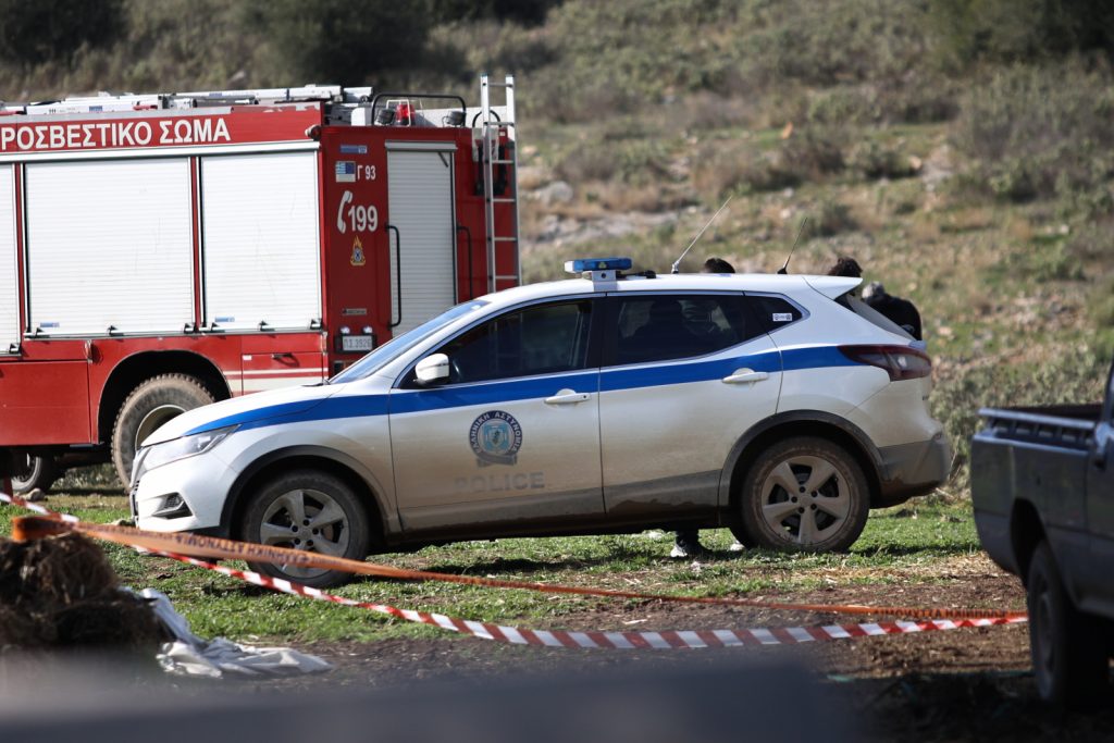 Βασίλης Καλογήρου: Ερωτηματικά με την φαρμακευτική ουσία και την «ύποπτη» αλλοίωση στον λάρυγγα