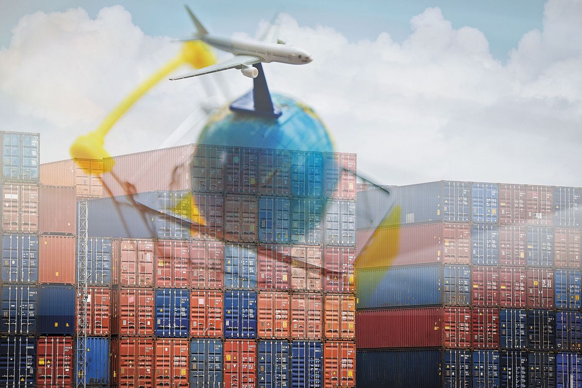 Πώς θα αντιμετωπιστούν παραγωγικά οι δασμοί του Τραμπ;