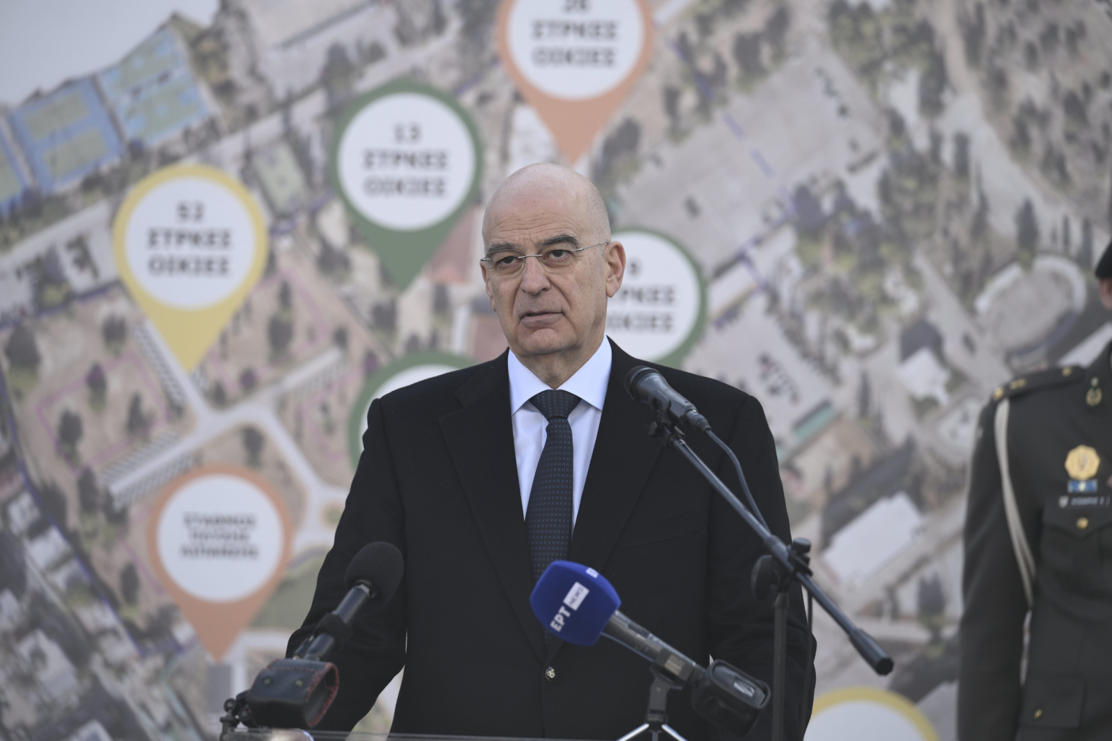 Δένδιας: Εγκαινίασε νέες κατοικίες αξιωματικών στο Χαϊδάρι