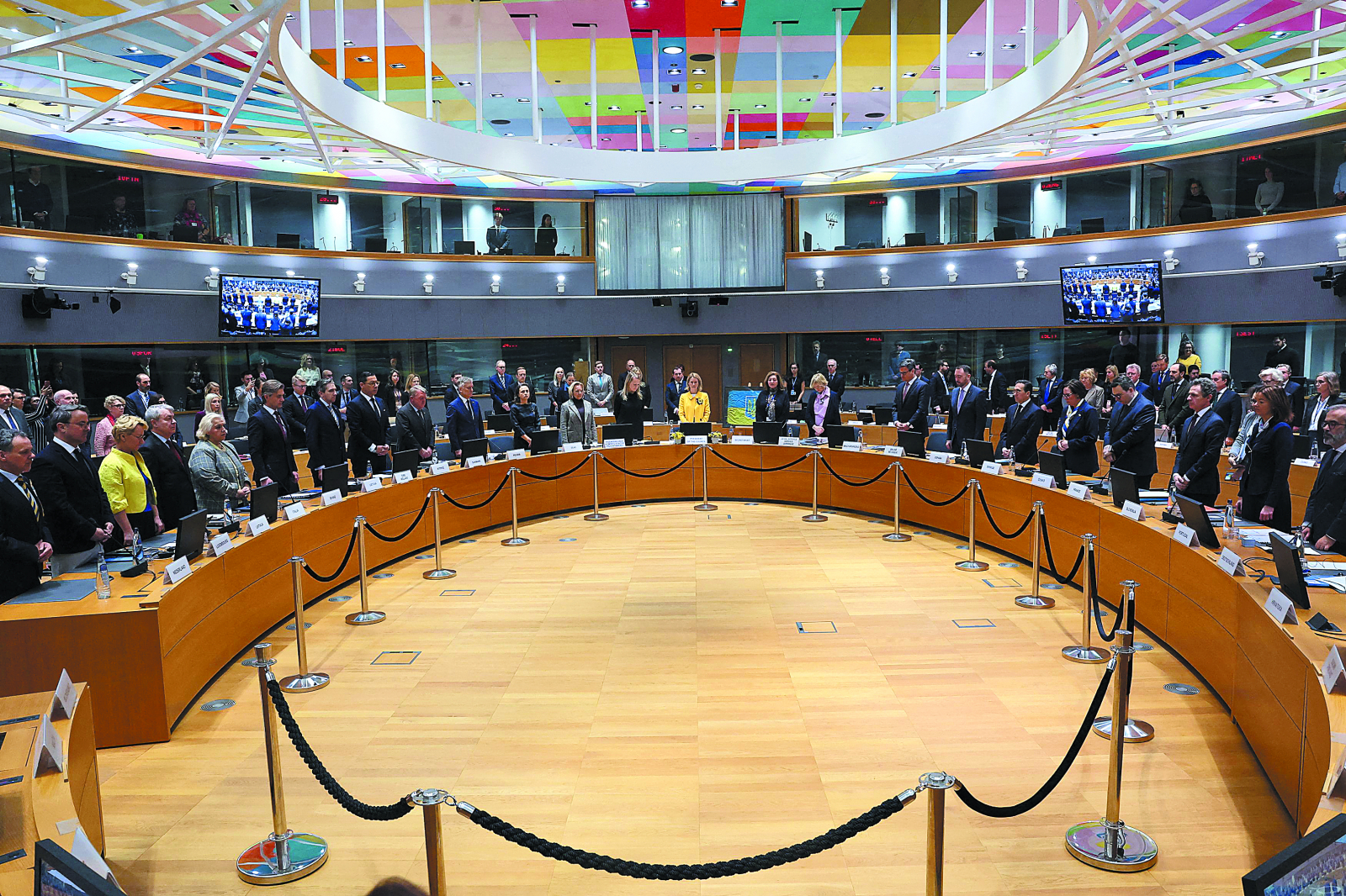 Η ανησυχητική γαλήνη των Βρυξελλών