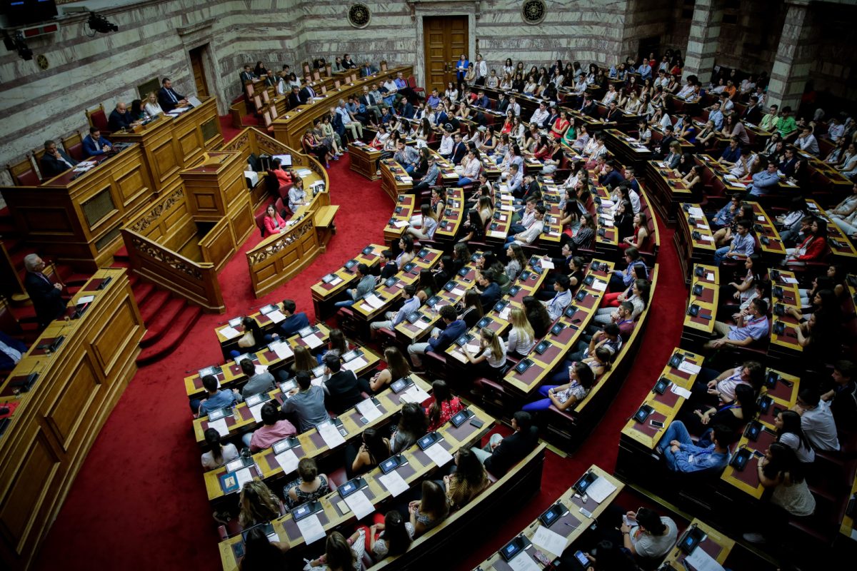 Οι ευχές της πολιτικής ηγεσίας για το Πάσχα Οι ευχές της πολιτικής ηγεσίας για το Πάσχα